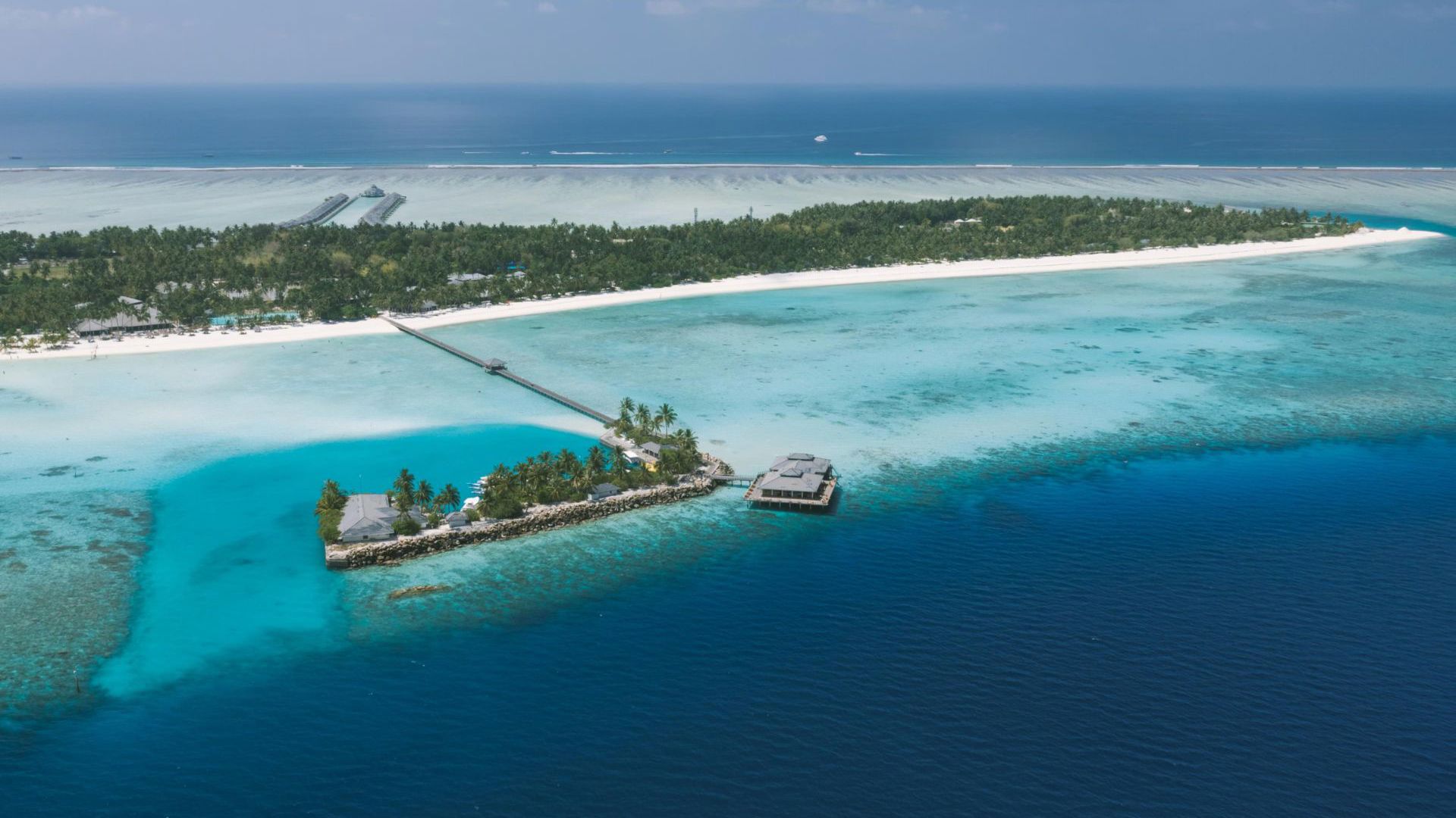 Villa Park Sun Island