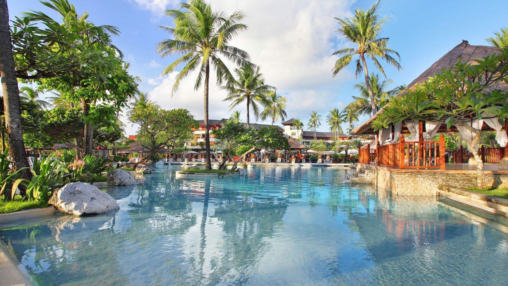 Nusa Dua Hotel 5 Star Deal with House of Travel