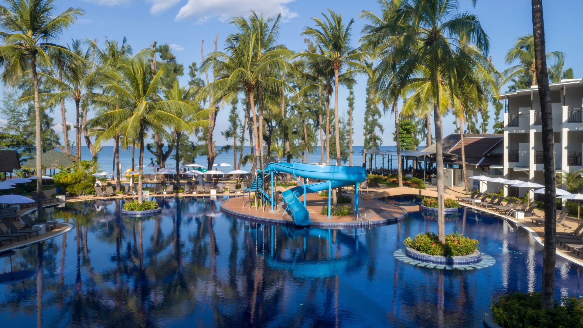 Sunwing Bangtao Beach - Pool View