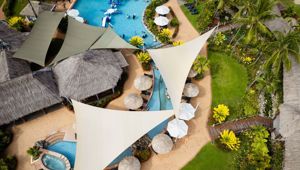 Outrigger Fiji Beach Resort - Family pool