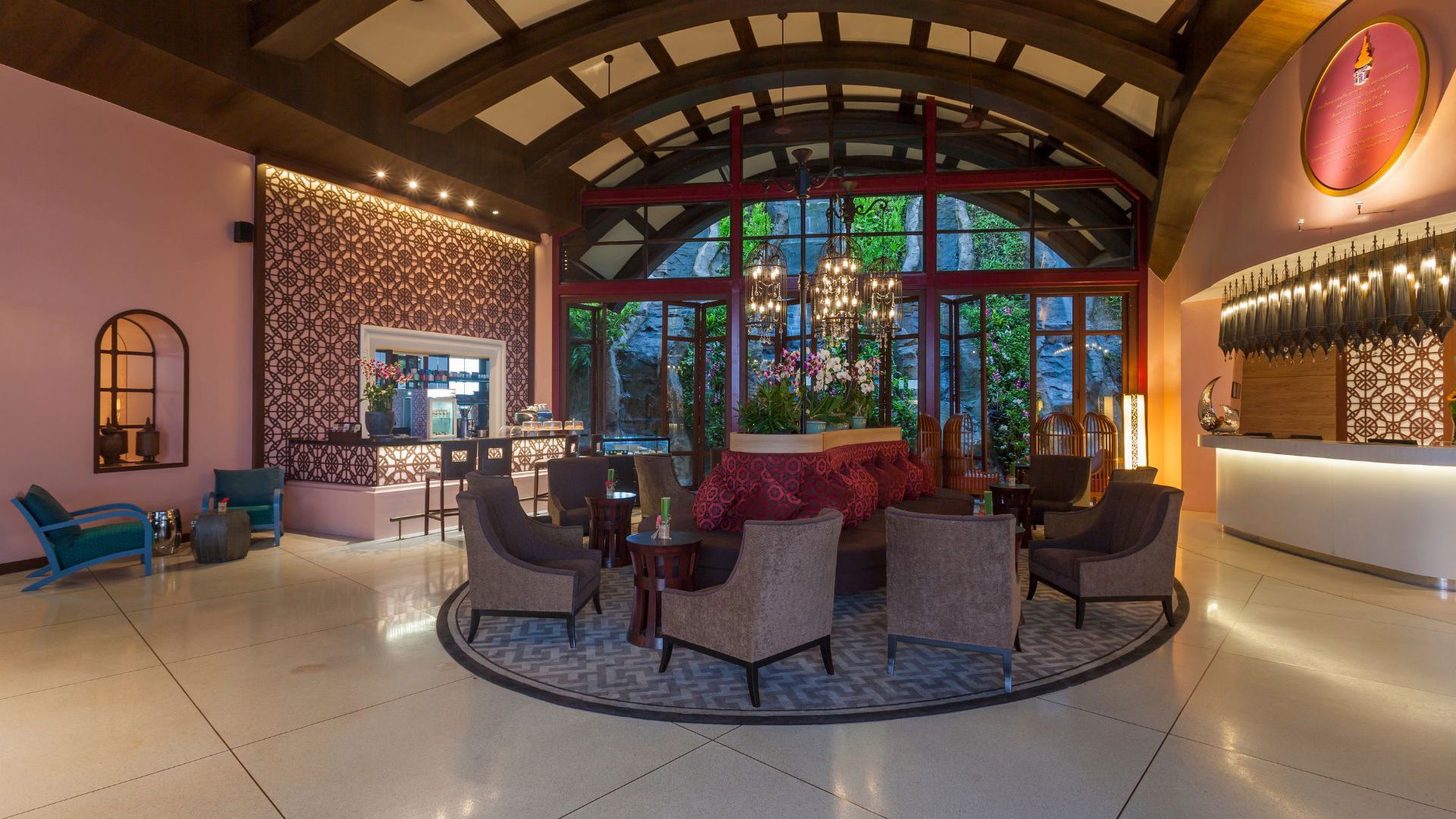 Centara Grand Beach Resort Phuket - Lobby