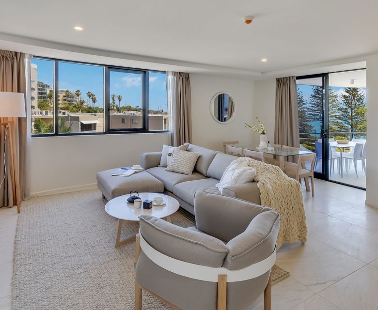 Breeze Mooloolaba - lounge