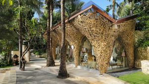 Padma Resort Legian - Beach Shop