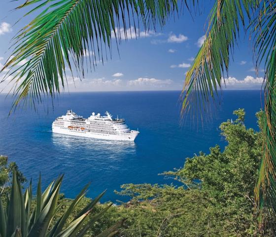 Navigator in Tropics © Regent Seven Seas