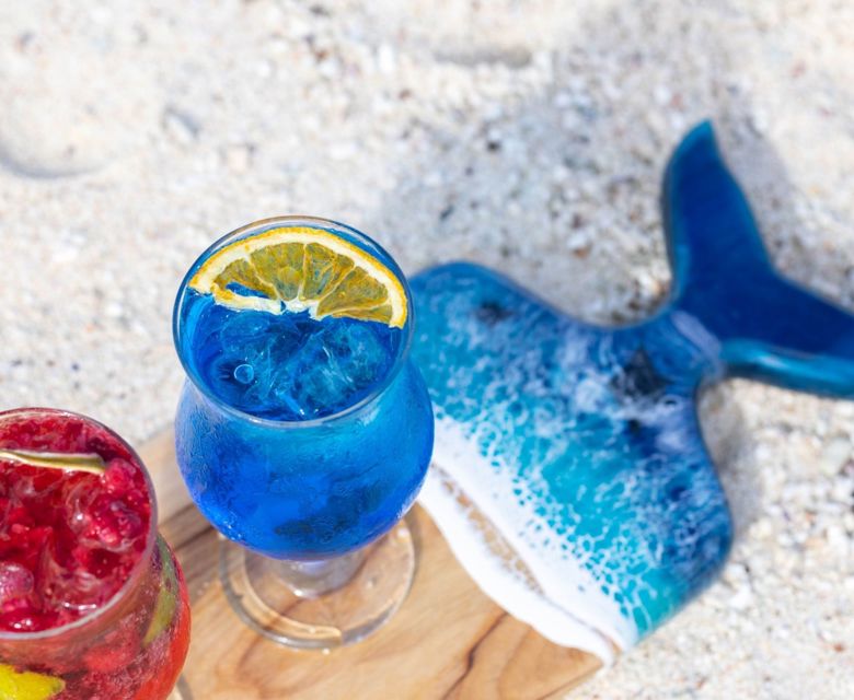  Lady Elliot Island Restaurant Drinks