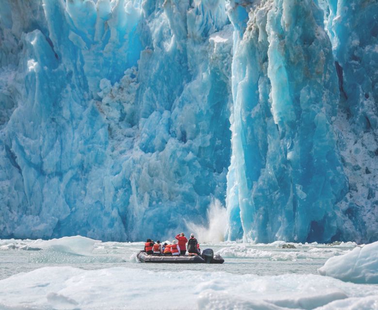 Rockies Rail & Coastal Alaska Expedition with Adventure World