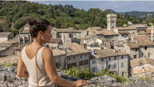 Archedes Village in Viviers