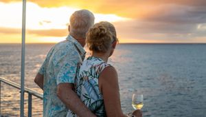 Blue Lagoon Sundeck Viewing