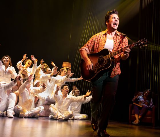 A BEAUTIFUL NOISE BROADWAY CAST (2) (2)