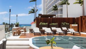 Alohilani Resort Waikiki Beach - Longboard Club