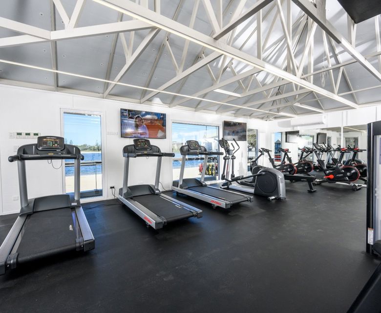 Novotel Sunshine Coast Resort Gym