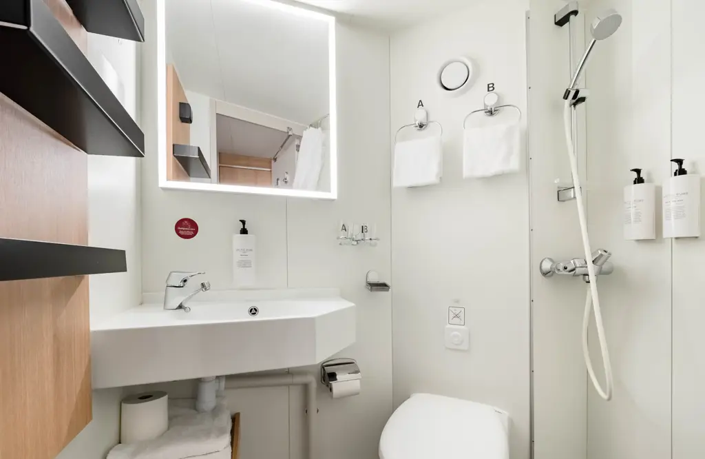 Polarlys_Polar_Inside_I2_bthrm