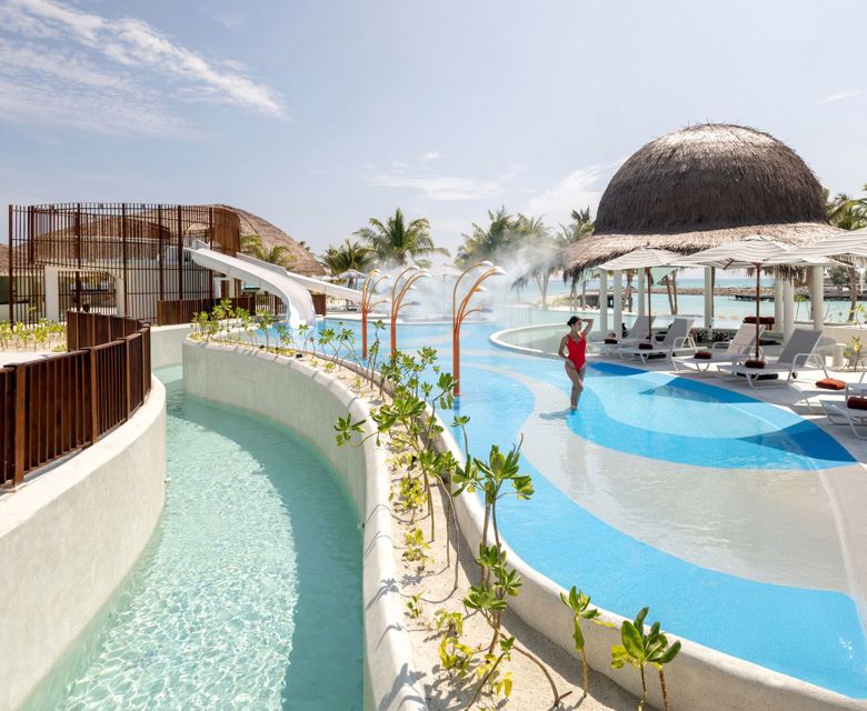 Centara Mirage Lagoon Maldives - Pool Area