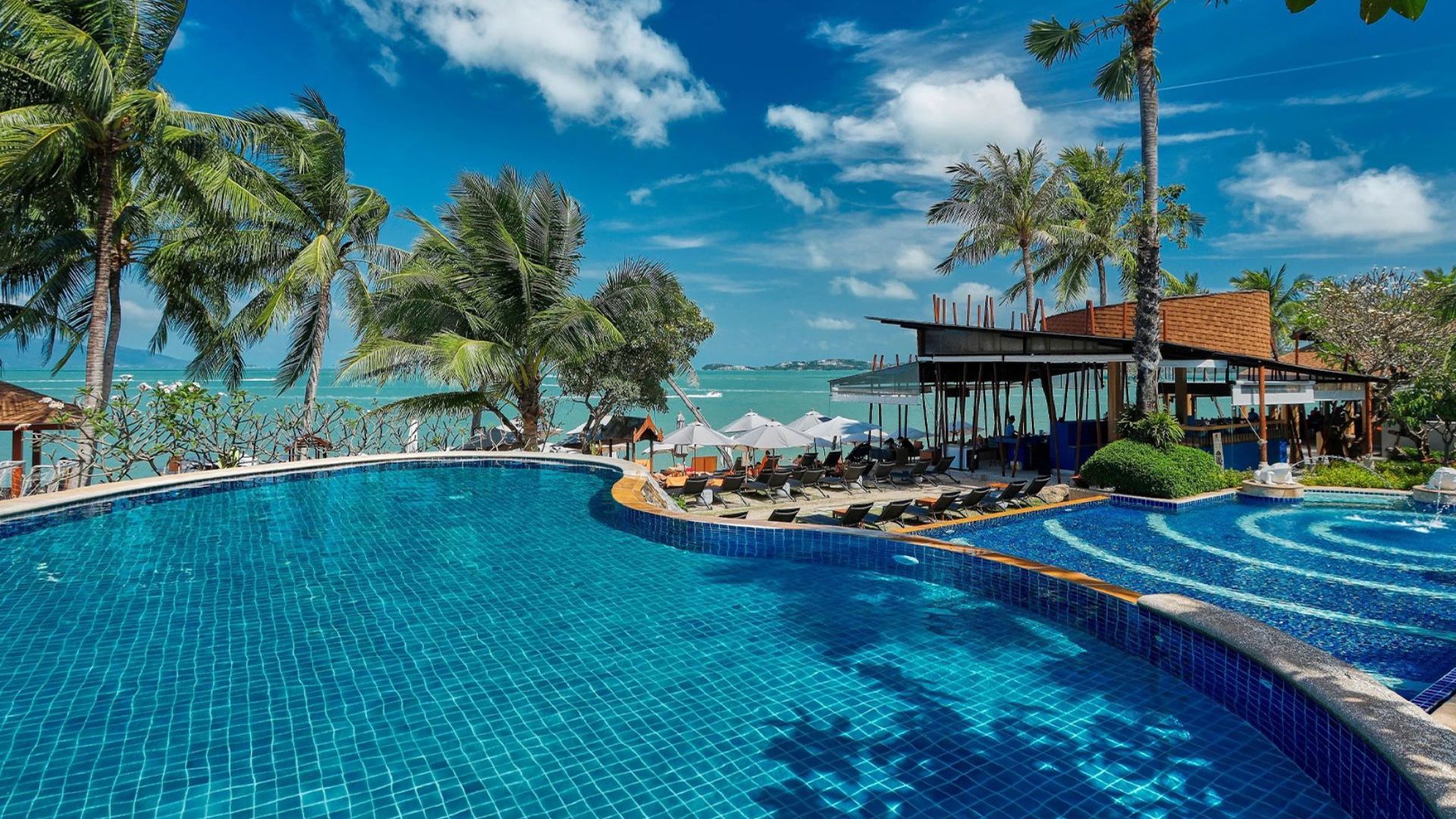 Bandara Spa Resort & Pool Villas, Samui - Pool View