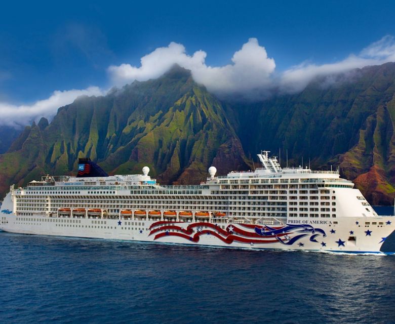 Pride of Americ in Hawaii Coast