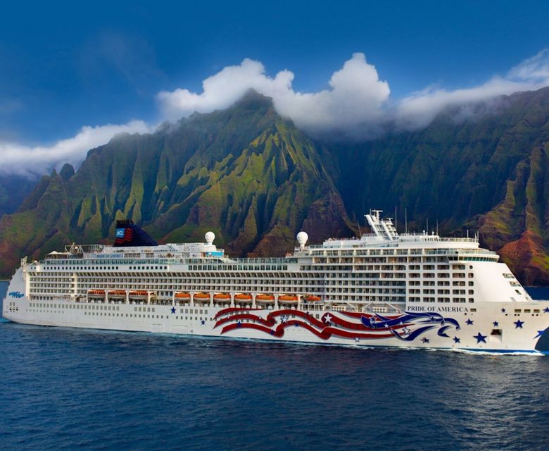 Pride of Americ in Hawaii Coast