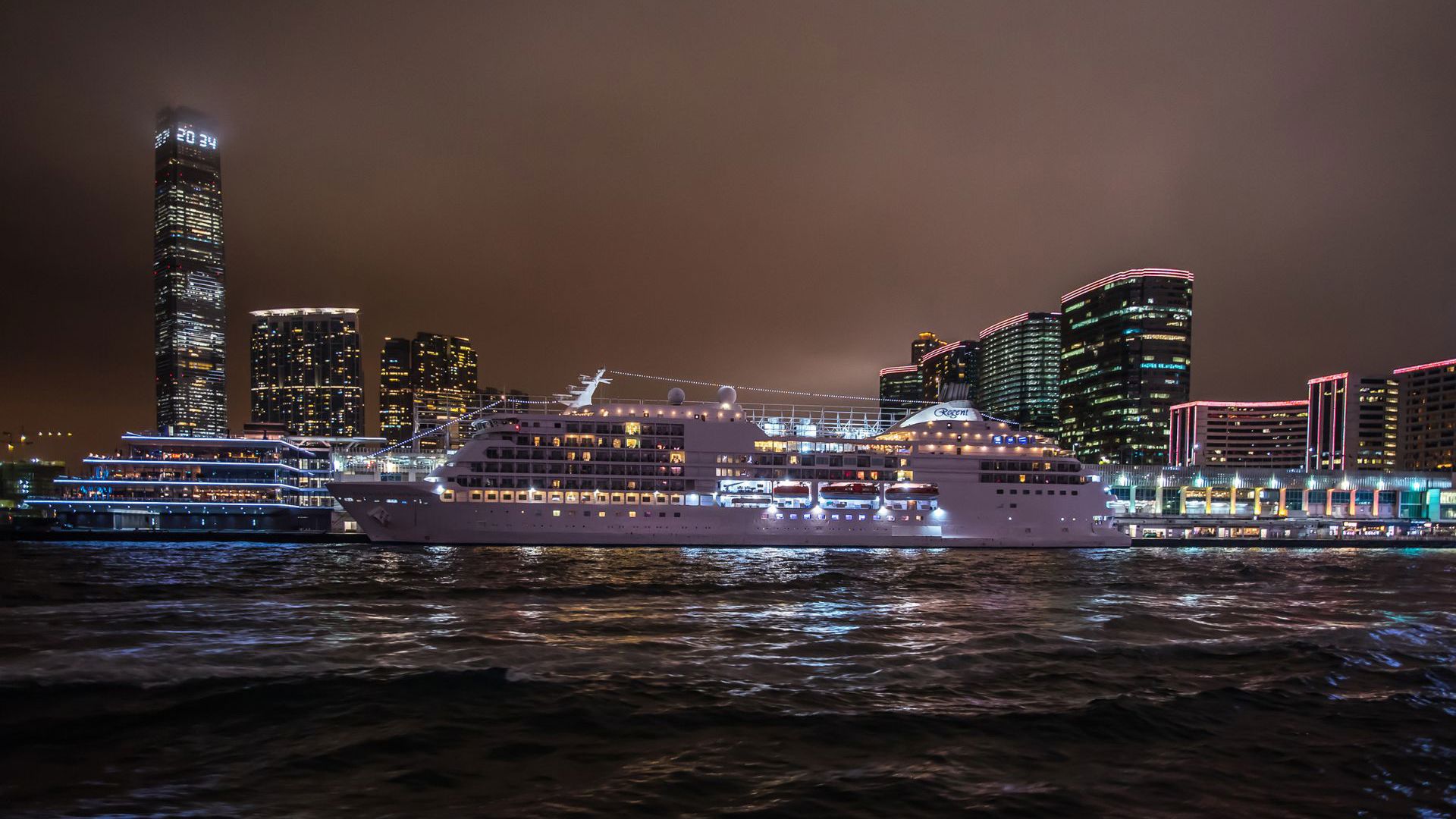 Seven Seas Cruise in Hong Kong