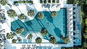Radisson Blu Uluwatu - Main Pool