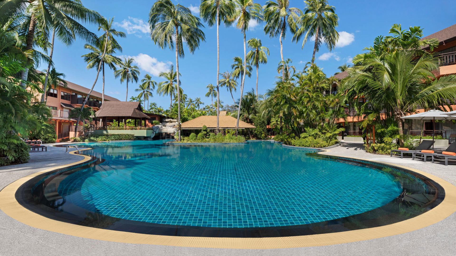 Courtyard by Marriott Phuket - Main Pool