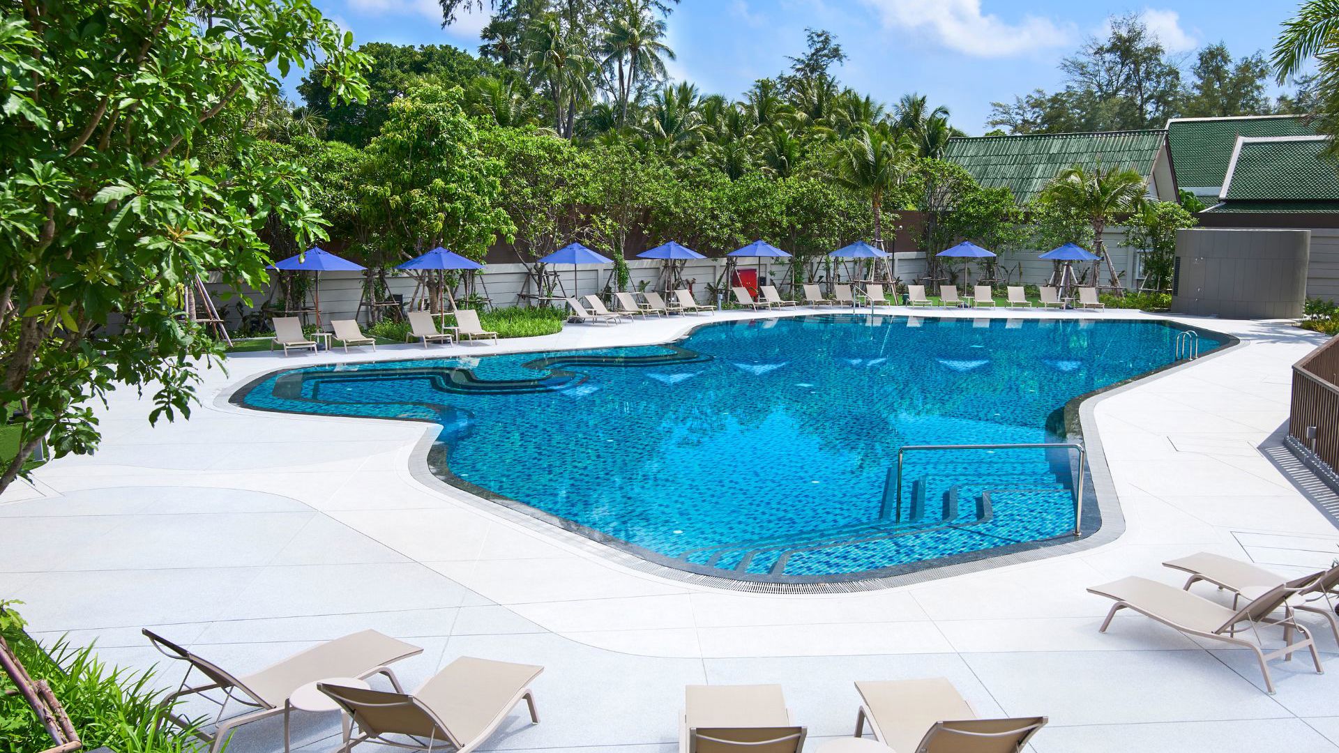 OZO Phuket - Pool