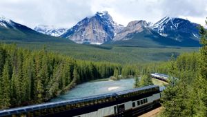 Globus Canada And Alaska Campaign Rocky Mountaineer 