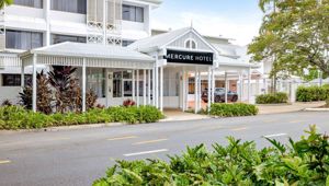Mercure Hotel Cairns Exterior