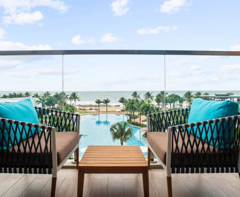 Dhawa Ho Tram - Classic Seaview Room Balcony