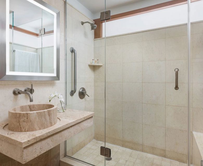 Hotel 57 - Superior King Room Bathroom