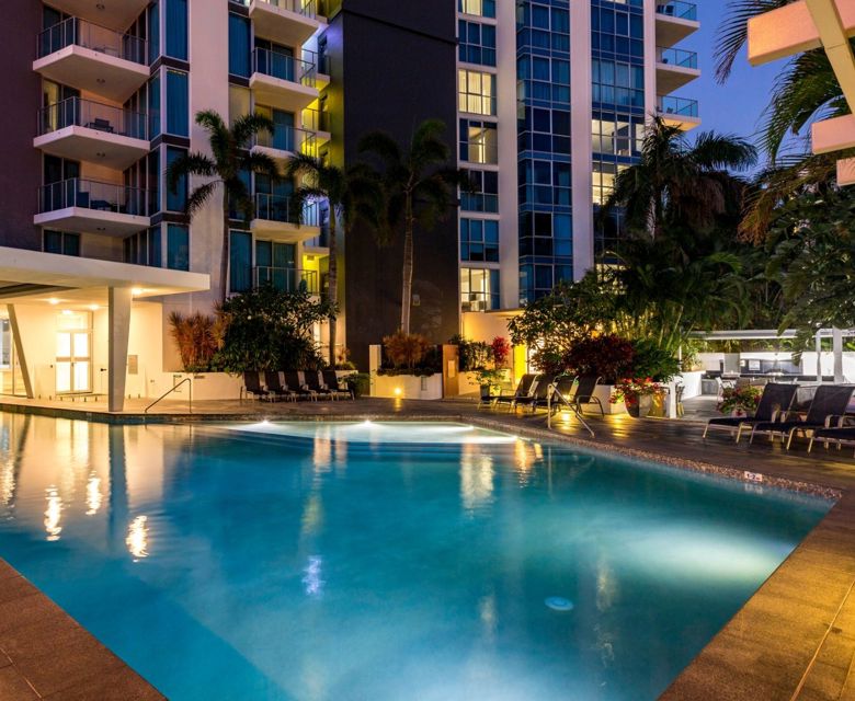 Artique resort - pool at night