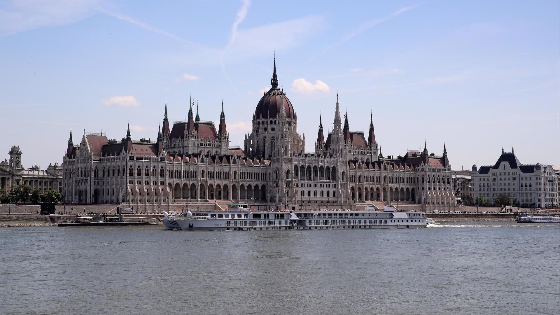  Budapest Parliament © Werney Beyer Consulting