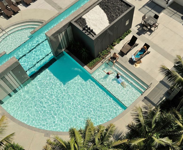 Peppers Broadbeach - aerial