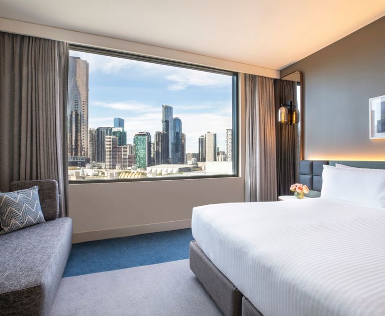 Crowne Plaza Melbourne - King Room