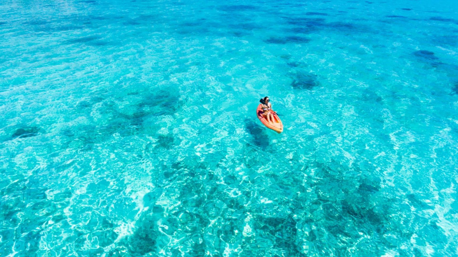 Amoa Resort Kayaking