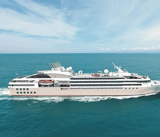 Le Soleal Exterior  © Ponant