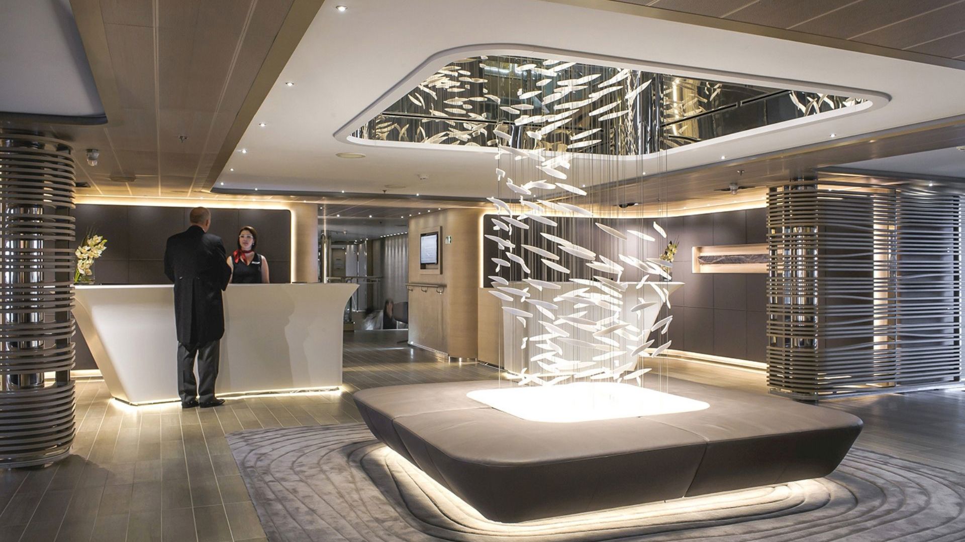 Le Soleal - Luxurious Lobby