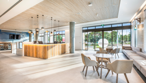 Holiday Inn Express & Suites Sunshine Coast - Lobby
