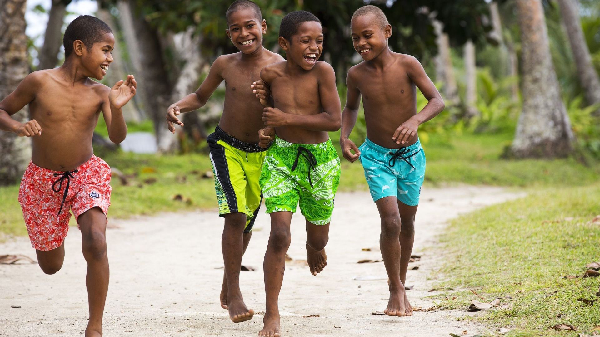 Village Kids Tourism Fiji - Credit Chris Mclennan