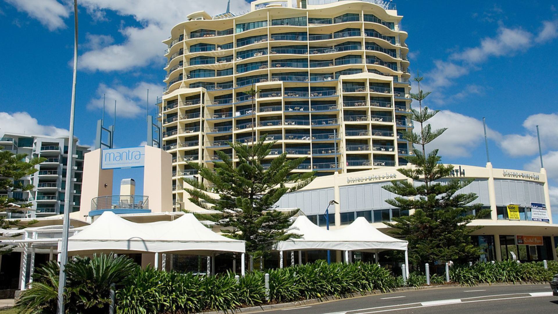 Mantra Mooloolaba streetfront