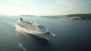 Crystal Symphony Exterior