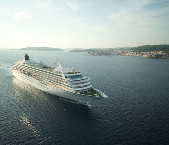 Crystal Symphony Exterior © Crystal Cruises