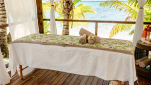 Tamanu Beach - Massage