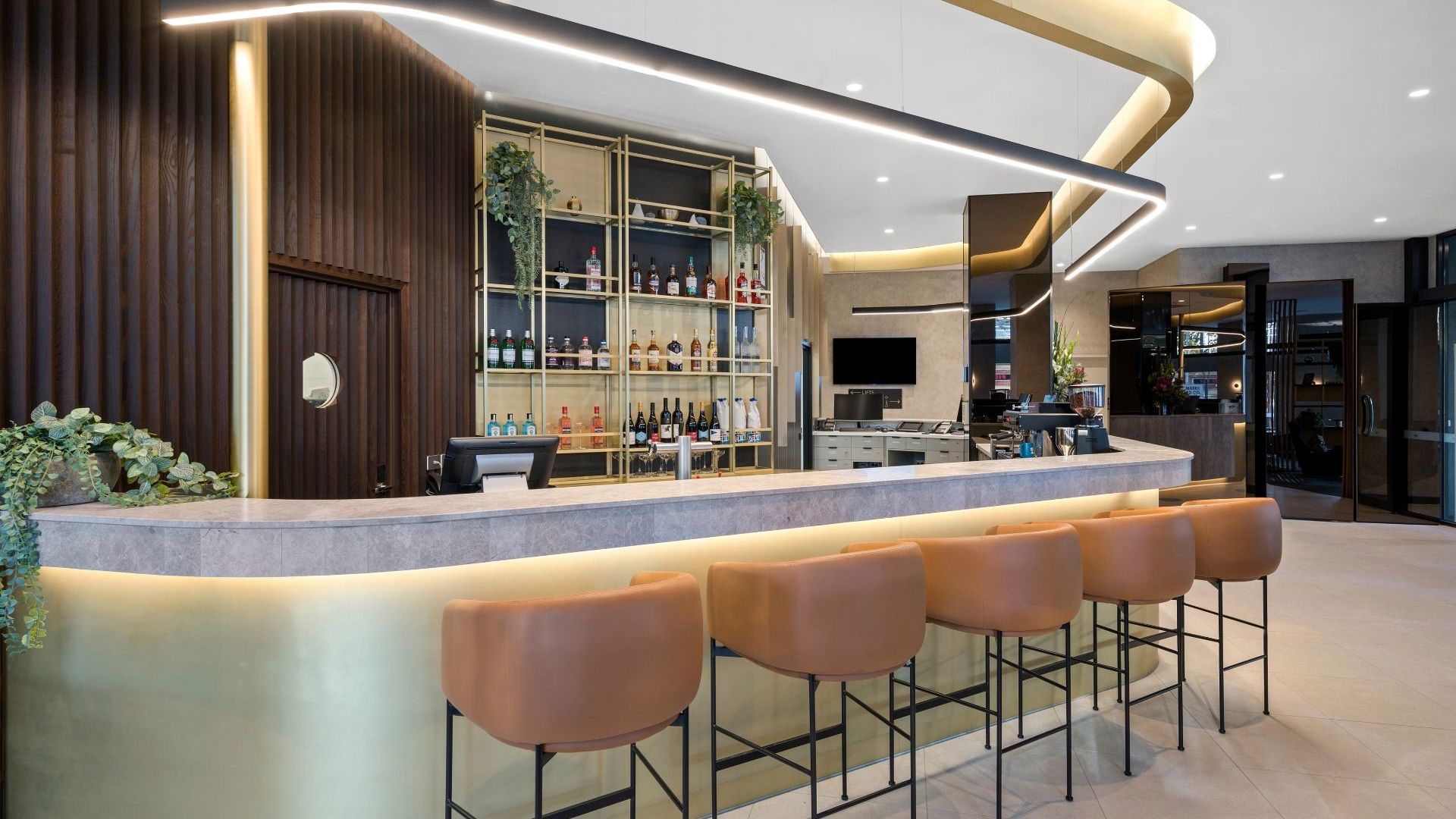 Vibe Hotel Melbourne Bar