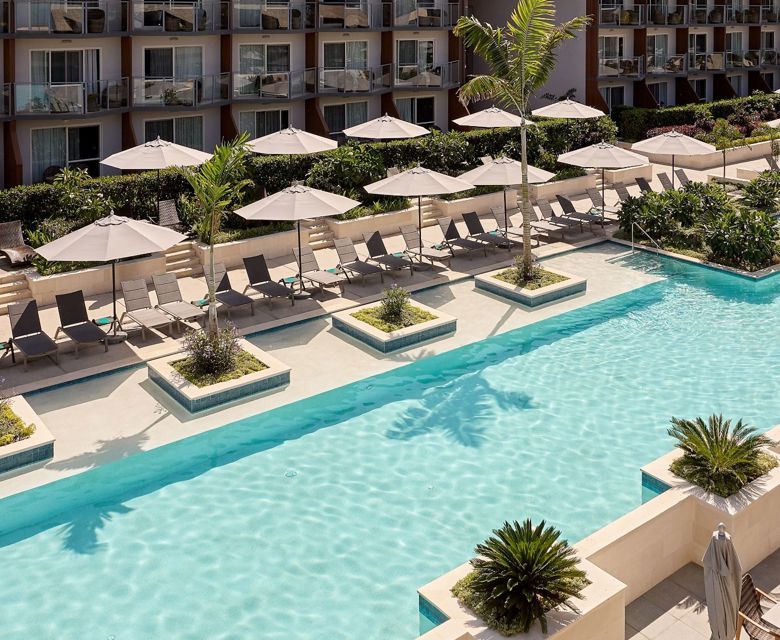Crowne Plaza Fiji Nadi Bay Resort & Spa - pool