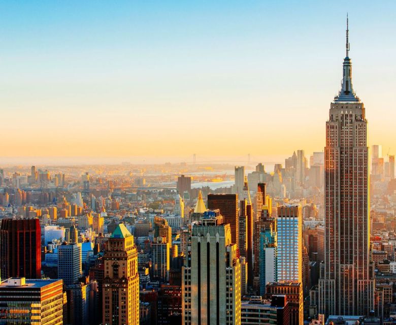 Qantas Premium Economy Class Flights Sale