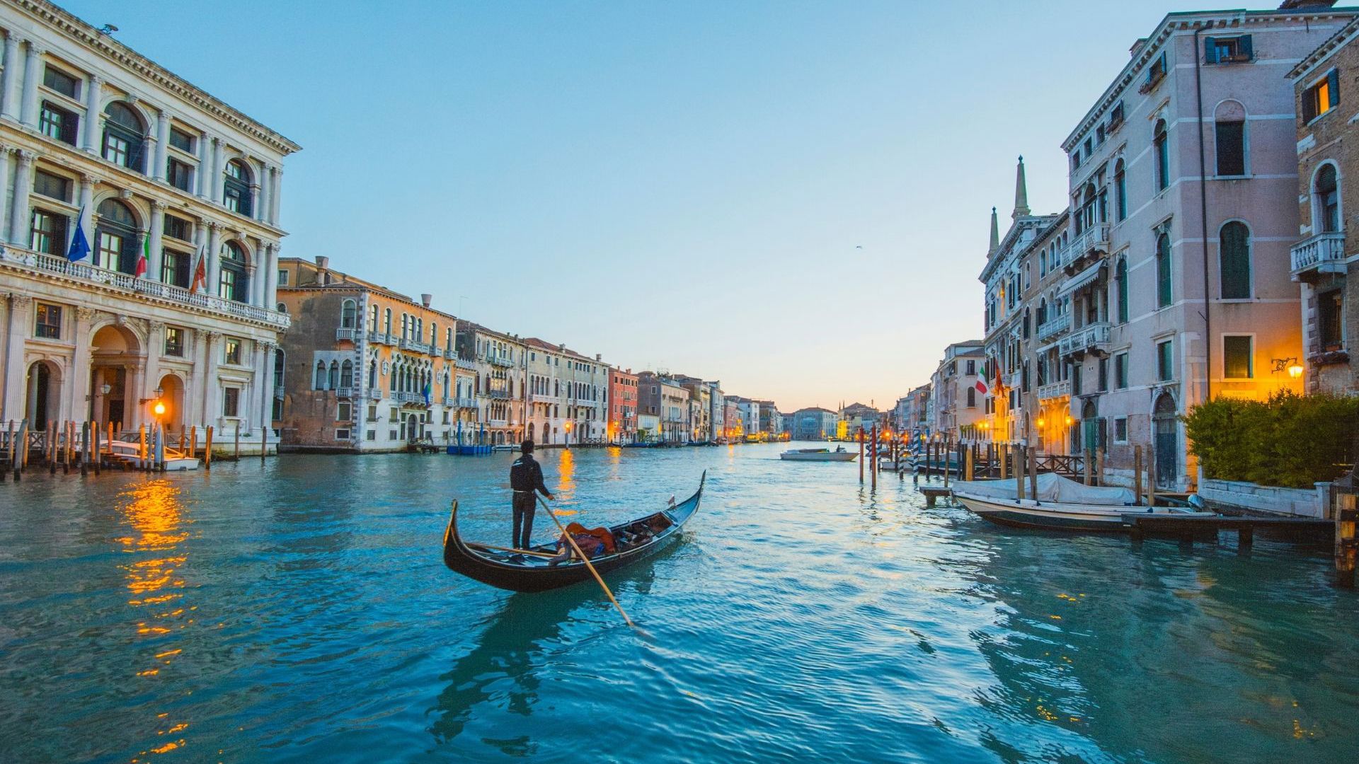 Venice gondola cruise in Italy - Credit: Getty Images
