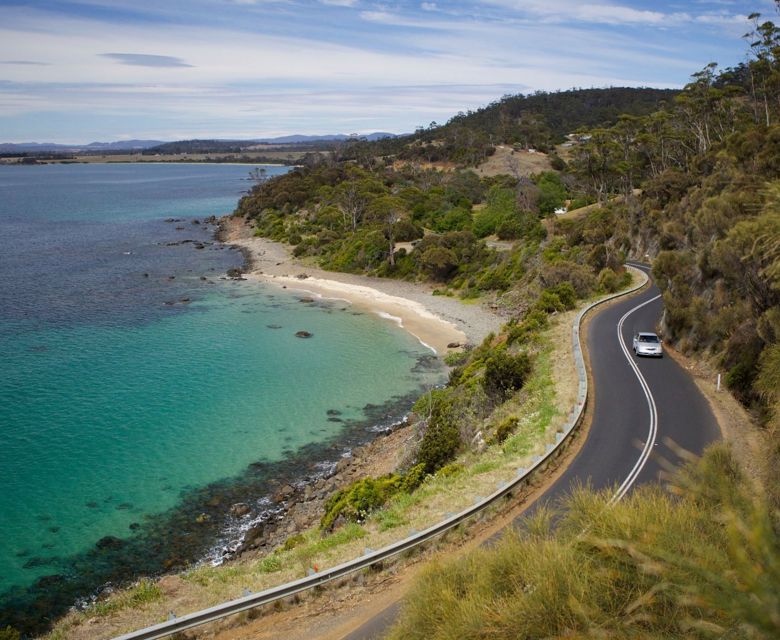 Mayfield Bay Pete Harmsen 131298 CR Tourism Tasmania