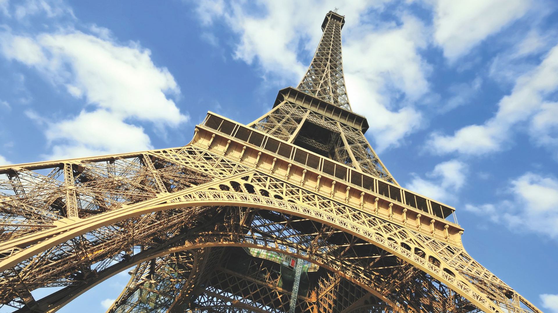 Paris @ Globus