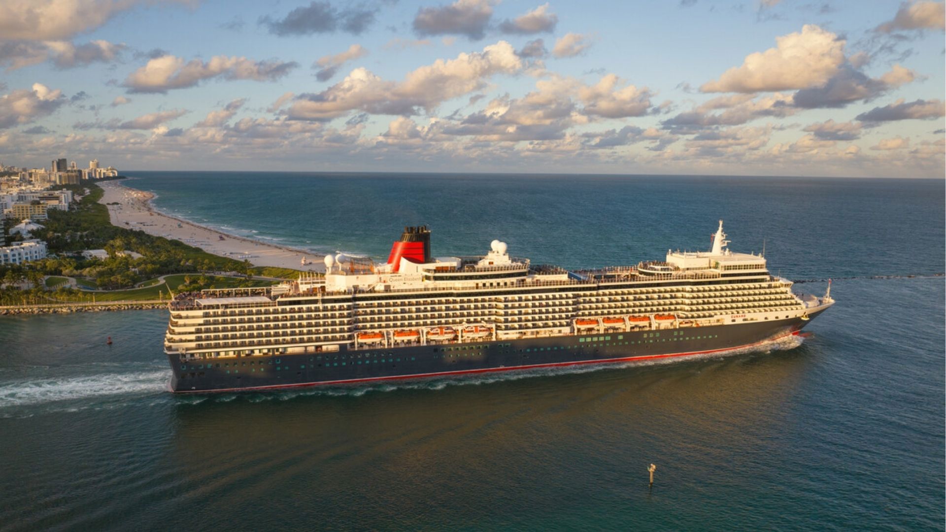 Queen Elizabeth in Miami © Cunard