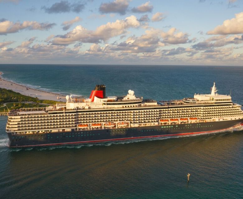 Queen Elizabeth in Miami © Cunard