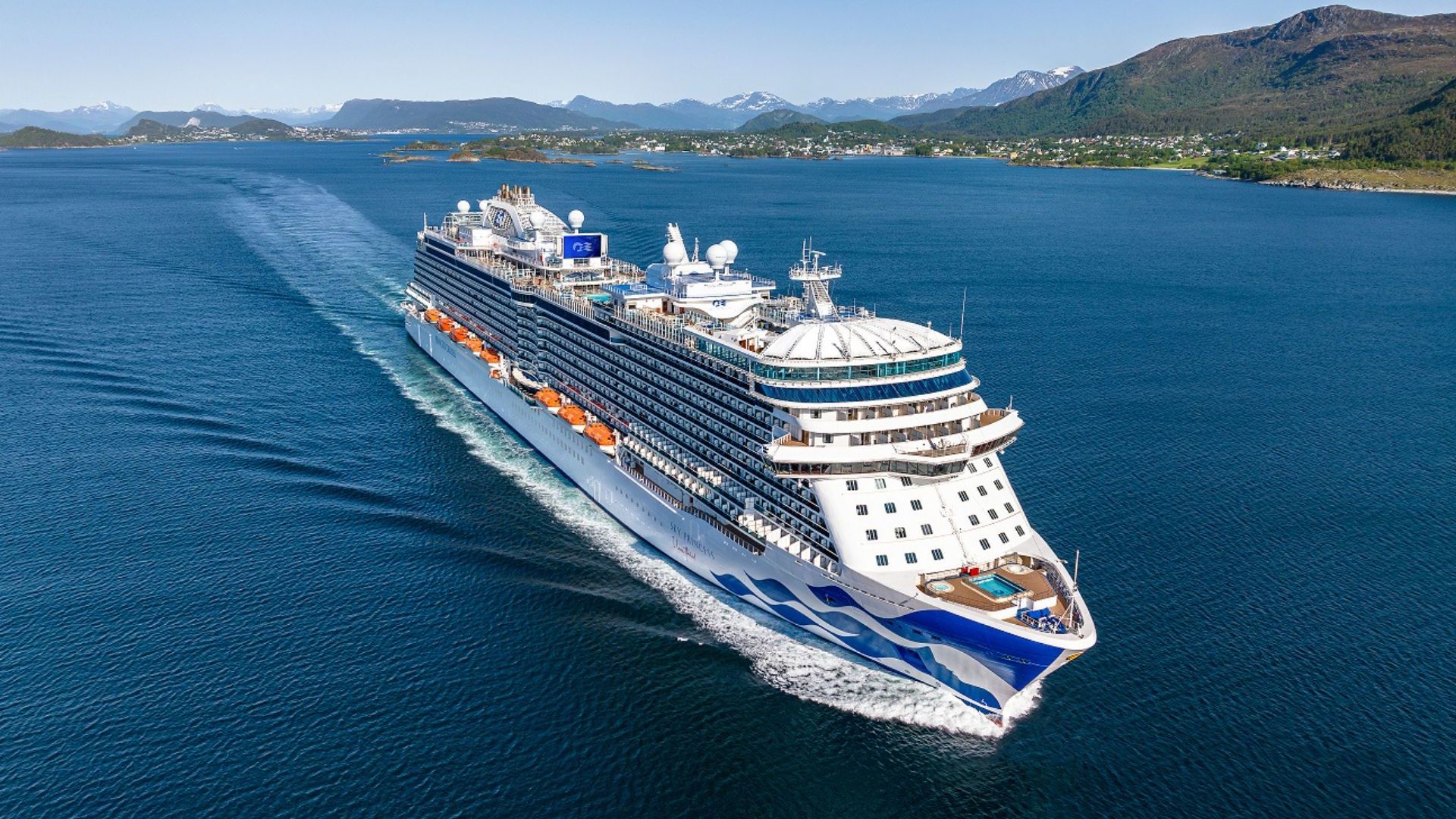 Princess Cruises in Alesund